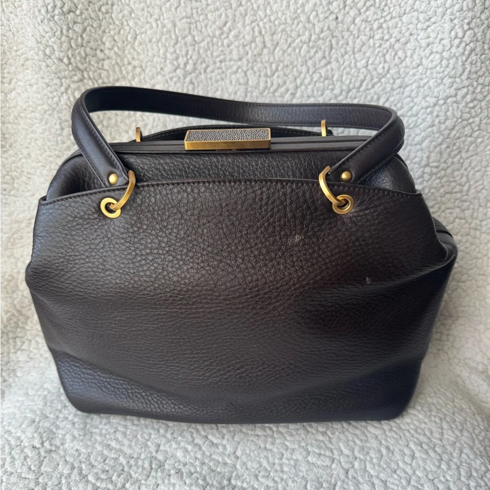 Smythson of Bond Street Agatha Kiss Lock Shoulder Bag in Dark Chocolate - Picture 9 of 17